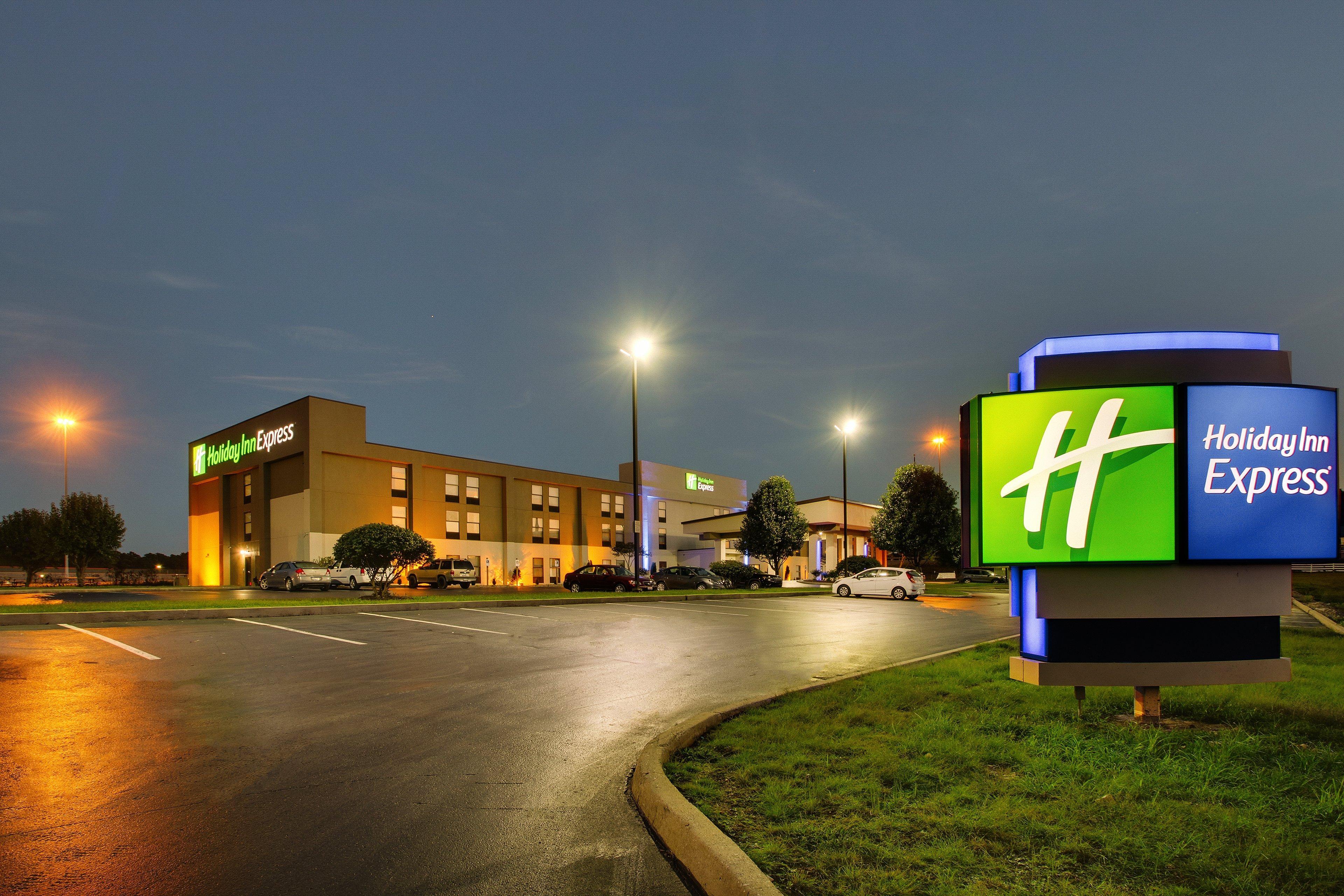 Holiday Inn Express - Horse Cave By Ihg Екстериор снимка