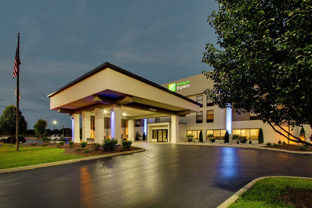 Holiday Inn Express - Horse Cave By Ihg Екстериор снимка